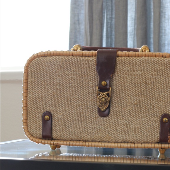 Vintage Straw Tan Handbag - Picture 3 of 5